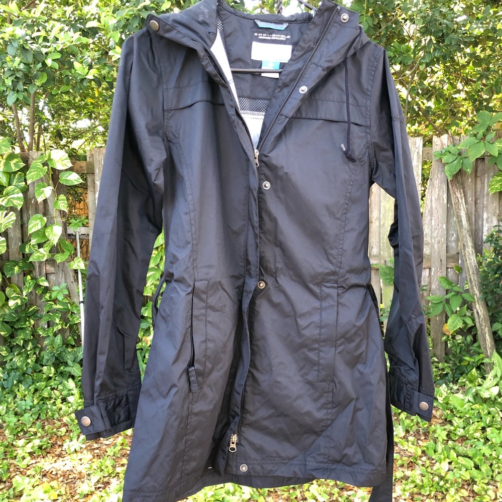 Columbia black rain jacket XS